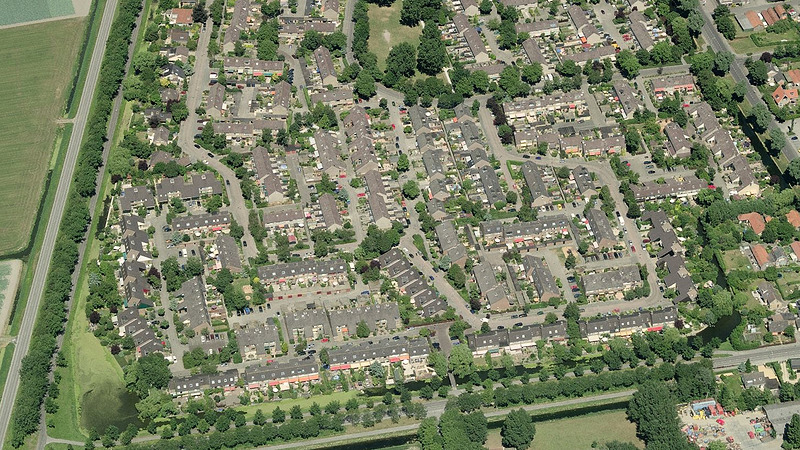 Buurtbewoners organiseren eerste rommelmarkt op Korteweide