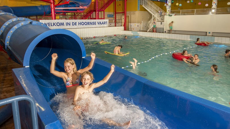 Vakantieplezier bij zwembad de Hoornse Vaart