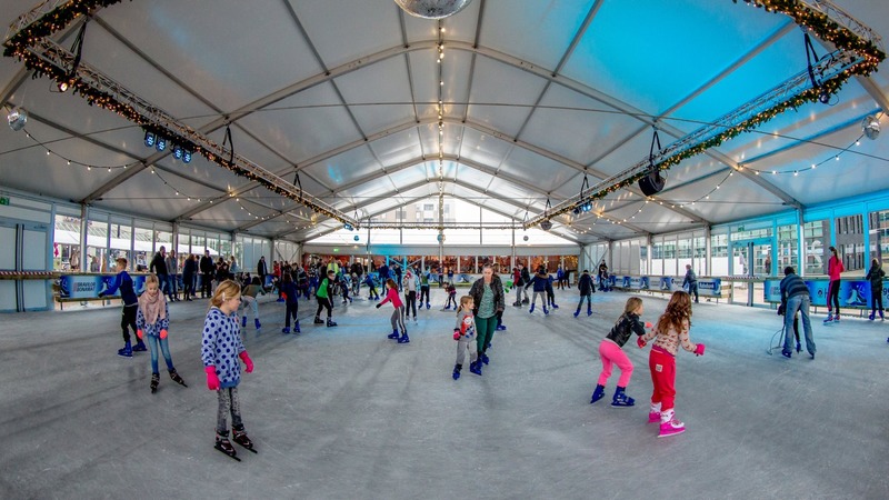 Clinic met Van Gennip en verkleed schaatsen bij Hartje Winter