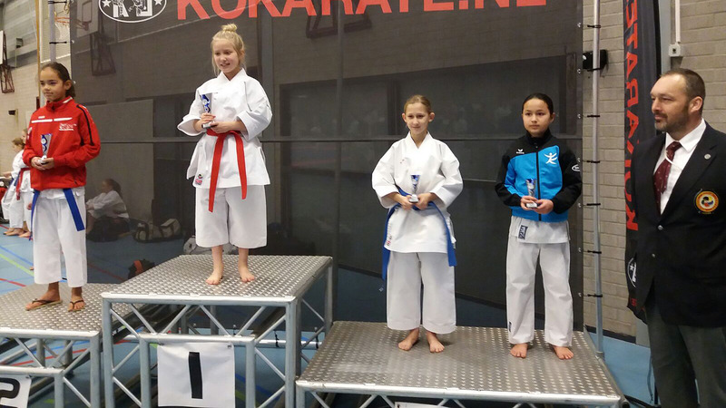 Podium voor team Tom van der Kolk bij nationale Itosu Open