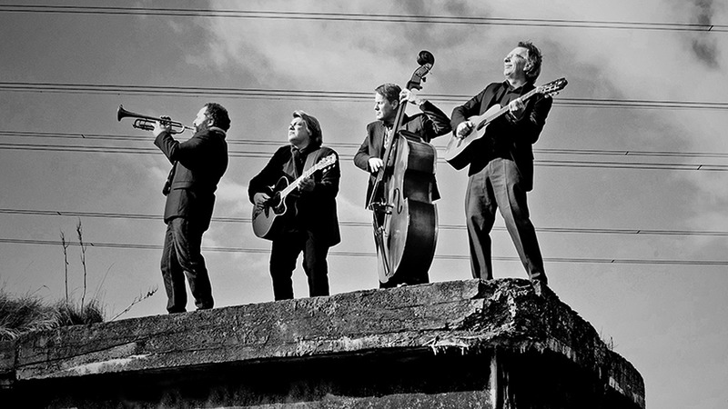 Bender speelt Broos bij Het Plein