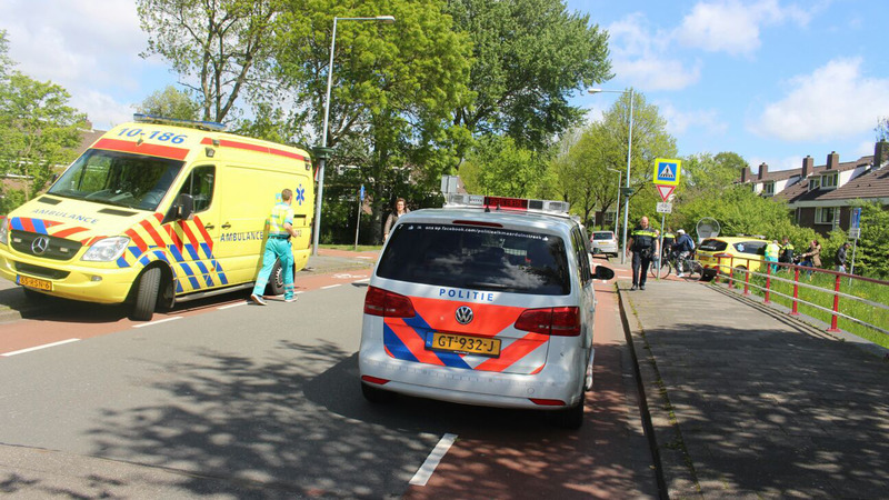 Fietser gewond bij aanrijding op Rekerdijk