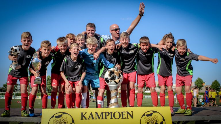 Foresters winnaar indrukwekkend Reiger Boys International Youth Tournament
