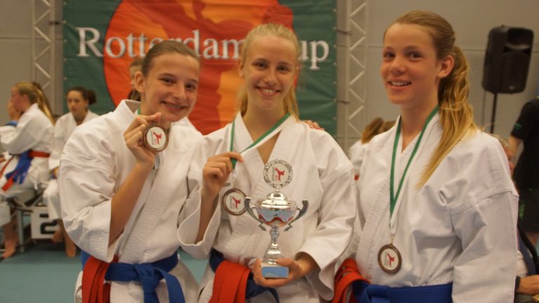 Derde plaatsen voor Funakoshi bij internationale Rotterdam Cup