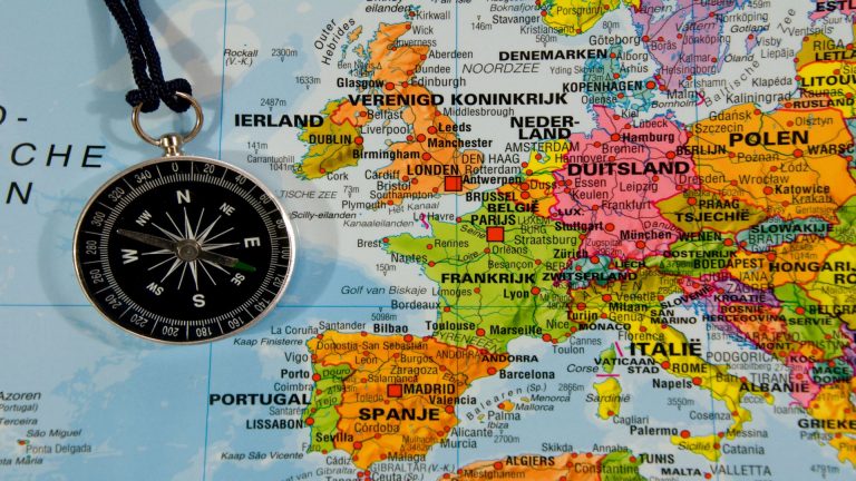 Leerlinge Huygens College mag aardrijkskundige skills tonen in Belgrado