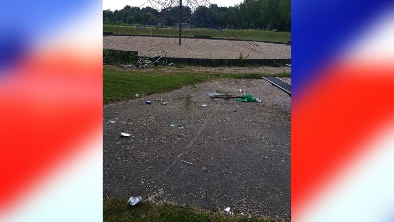 Prullenbak en extra toezicht in de Rekerhout