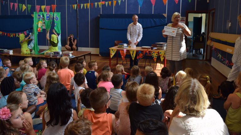 Feestelijke opening ‘Bibliotheek op School’ in De Vlieger