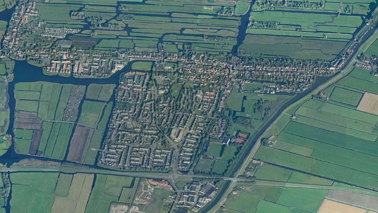 Toch ouderwets afvalsysteem bij Tuingracht en Rechtestraat De Rijp