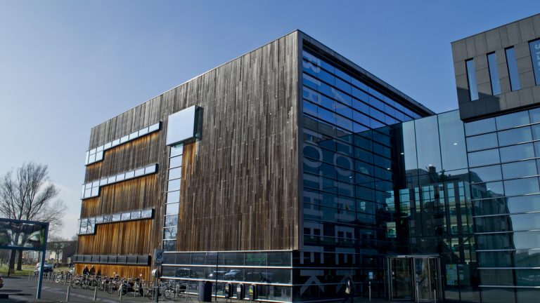 Ook vloer bibliotheek Heerhugowaard onder de loep door ramp in Eindhoven