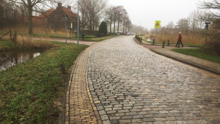 ‘Munnikenweg moet fietsvriendelijker’