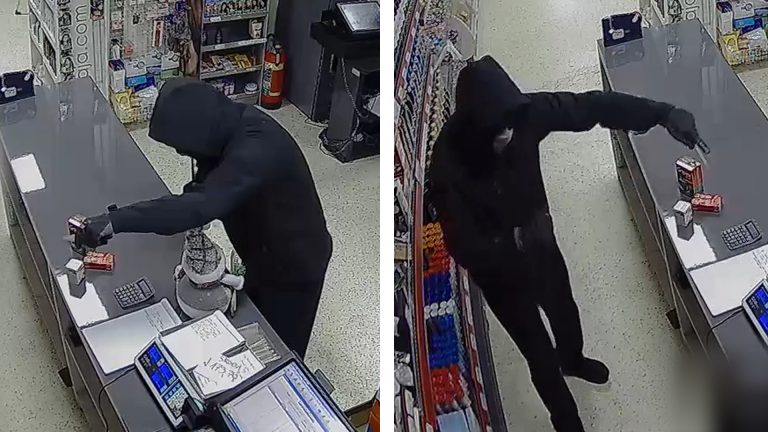 Politie toont foto’s gewapende overval op supermarkt H’waard