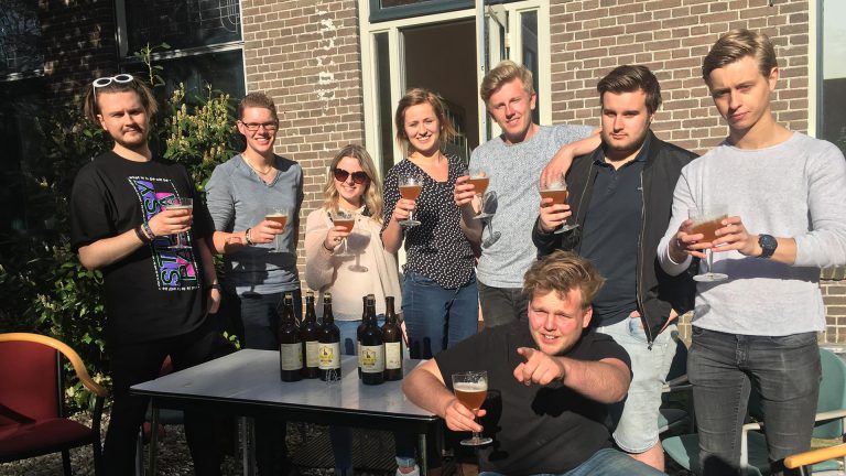 Jongerengroep Sanctus Virgilius brouwt bier voor financiering activiteiten