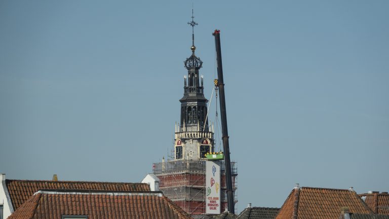 Gemengde reacties na onthulling zwarte Waagtoren