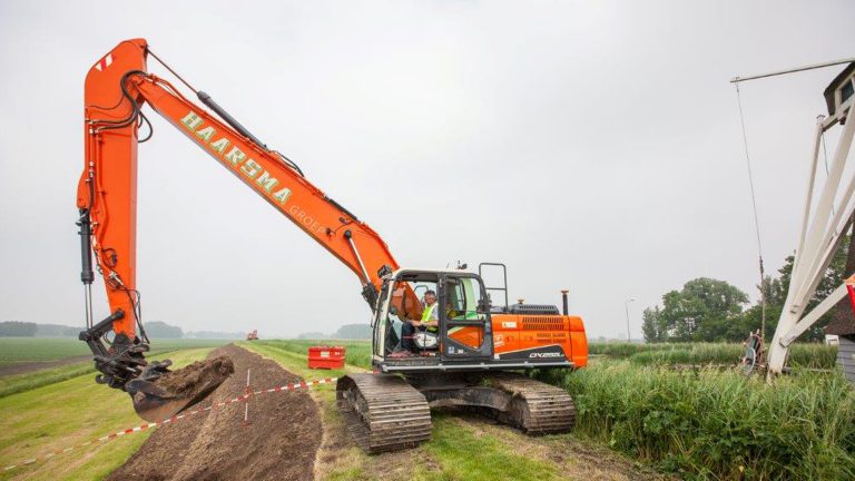 Afgekeurde Schermerdijk krijgt versterking