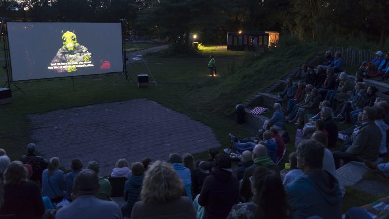 Film kijken onder de sterren in de Oude Kwekerij