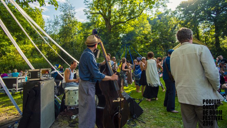 Podium onder de Boom: pure optredens in het groen ?