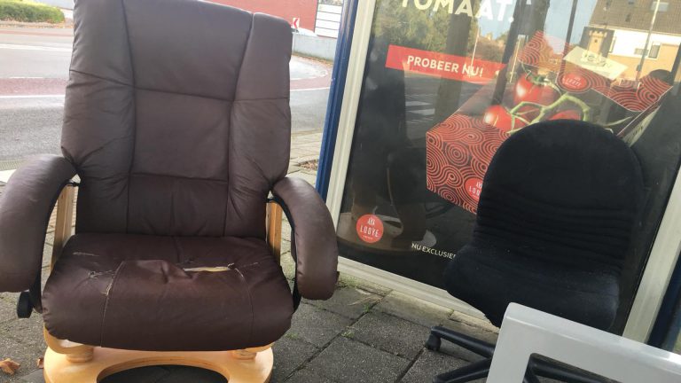 Alkmaarse bushalte Laan van Brussel tijdelijk luxe ingericht