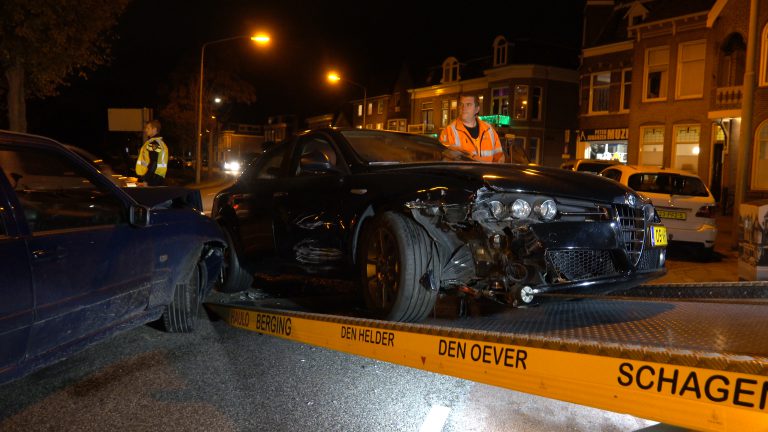 Klapper op Geestersingel Alkmaar; wel blikschade maar geen gewonden