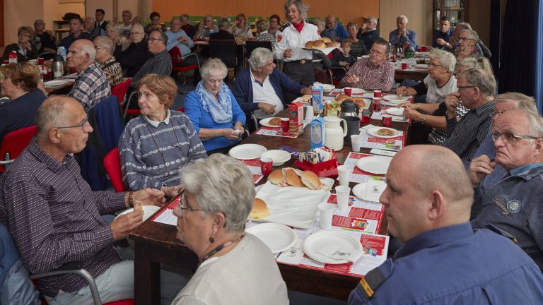 Brandweer Heerhugowaard nodigt 65-plussers uit voor Broodje Brandweer ?
