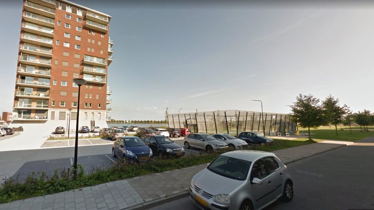 Omwonenden willen net terug over voetbalkooi aan Zuiderlicht