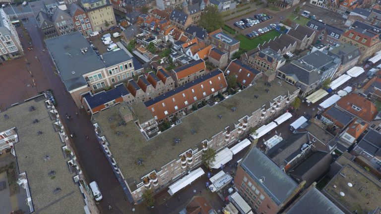 AlkmaarEnergie komt met eerste collectieve zonnedak in Alkmaar-Centrum