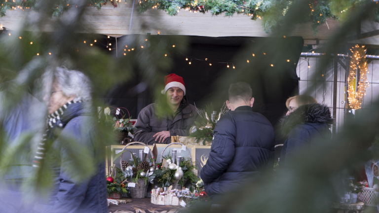 Decembermarkt op Nyenburghplein Oudorp ?