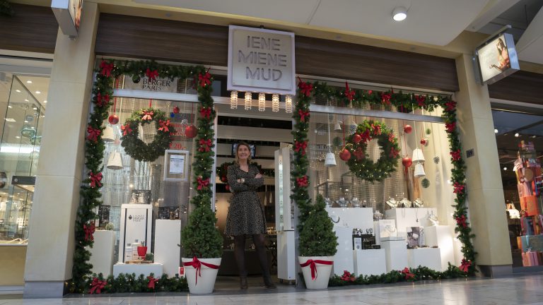 Kleinste winkeltje van Middenwaard doet het goed tussen de grote jongens