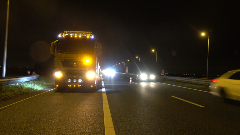 A9 gedeeltelijk dicht door breuk in persleiding