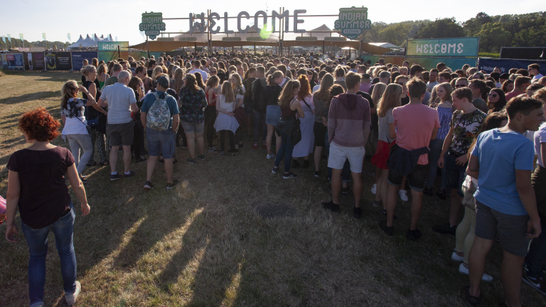 Indian Summer gaat naar één dag: “Maar dan wel extra veel en extra groot”