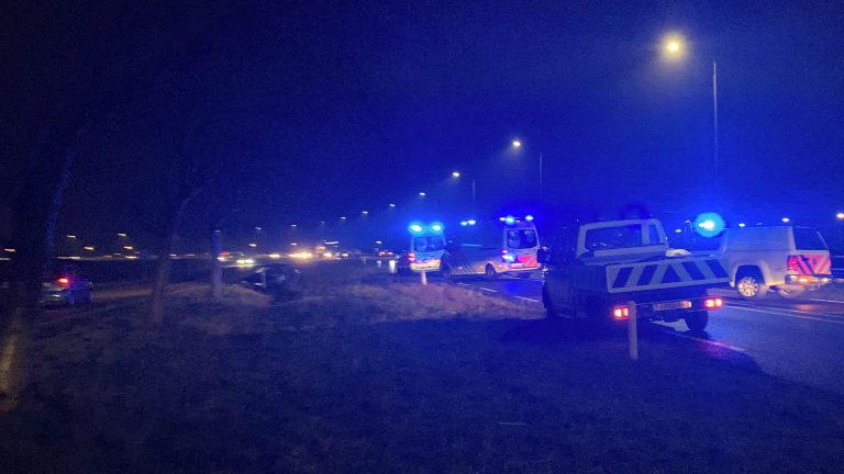 Twee gewonden na frontale aanrijding N9