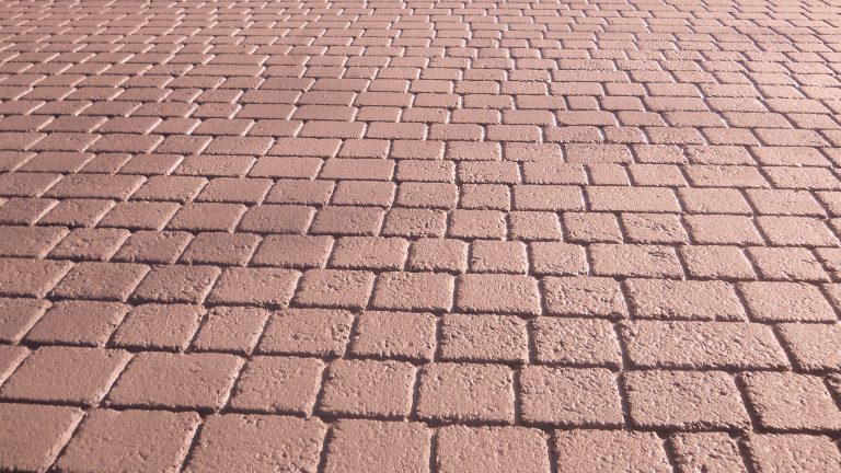 Trillingsoverlast Voorburggracht: klinkers eruit, nepklinkers erin