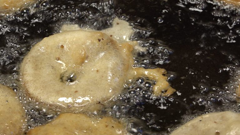 Gebruikt frituurvet in te leveren bij zwembad Hoornse Vaart