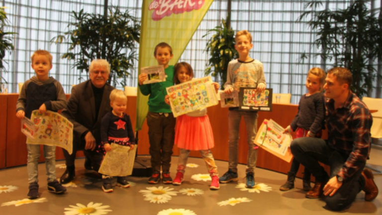Winnaars Waardse kleurwedstrijd ‘Aan de bak’ mogen dagje spelen of springen
