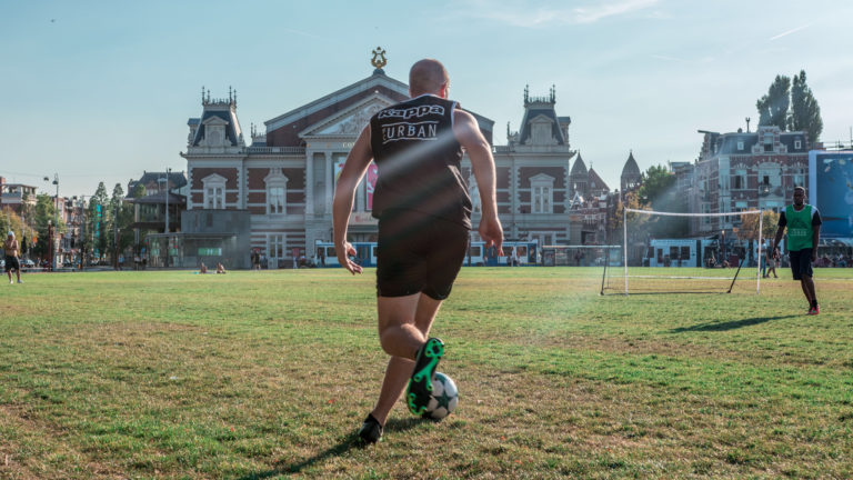 Nieuwe voetbalclub FC Urban trapt af in Alkmaar ?