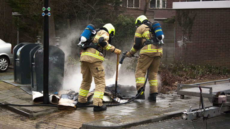 Afvalbrand aan Pelmolen in Heerhugowaard