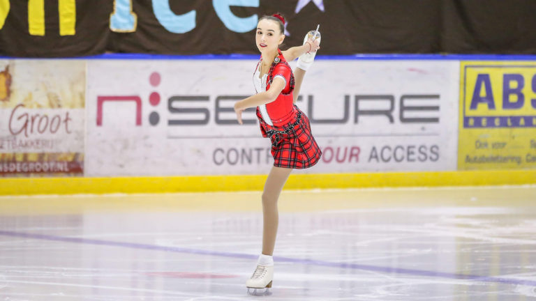 Alkmaarse IJsclub verovert goud en brons NK Kunstrijden