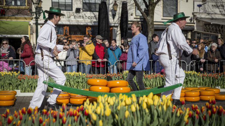 Freedom Flame opent ‘tulpenkaasmarkt’