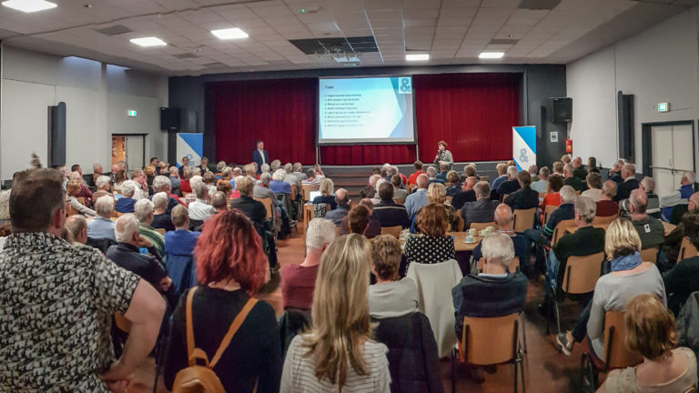 Pancrassers laten stem stevig horen tijdens fusiebijeenkomst