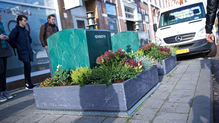 Alkmaar mogelijk ook aan de ‘containertuintjes’; “Zo’n container is een kale plek en inspireert mensen niet.”