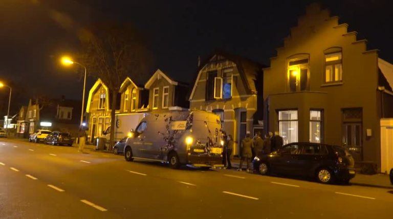 Burgemeester Bruinooge laat drugspand aan Kennemerstraatweg sluiten