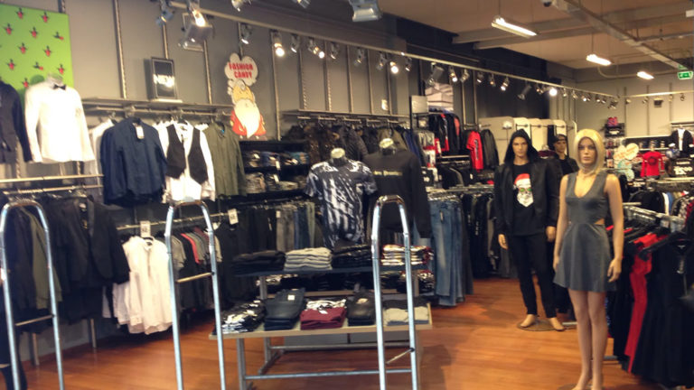 CoolCat-winkels alsnog dicht: mogelijk honderden banen verloren