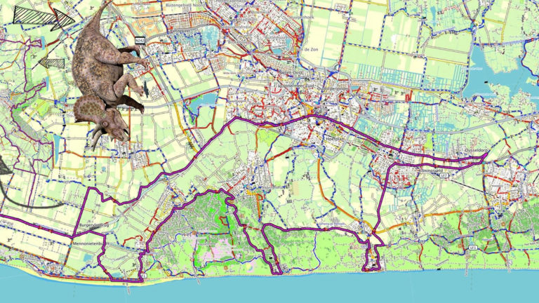 Erik Boschman wint EK Figuurfietsen met zijn Triceratops