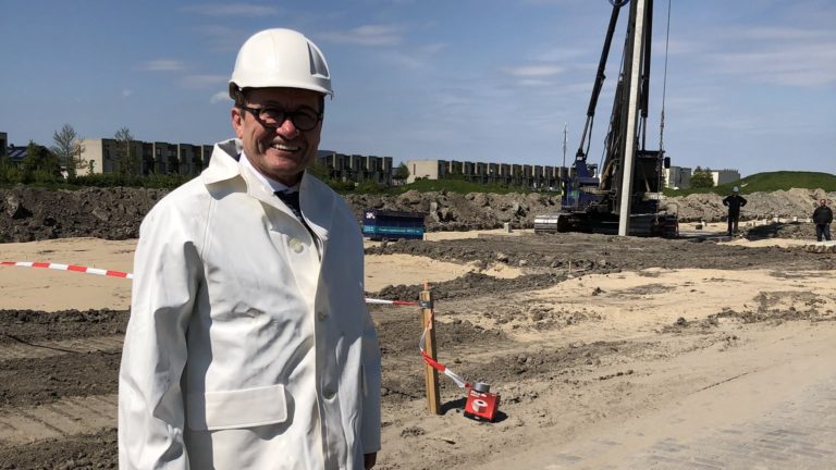 Eerste paal ‘Land van Luna’ geslagen