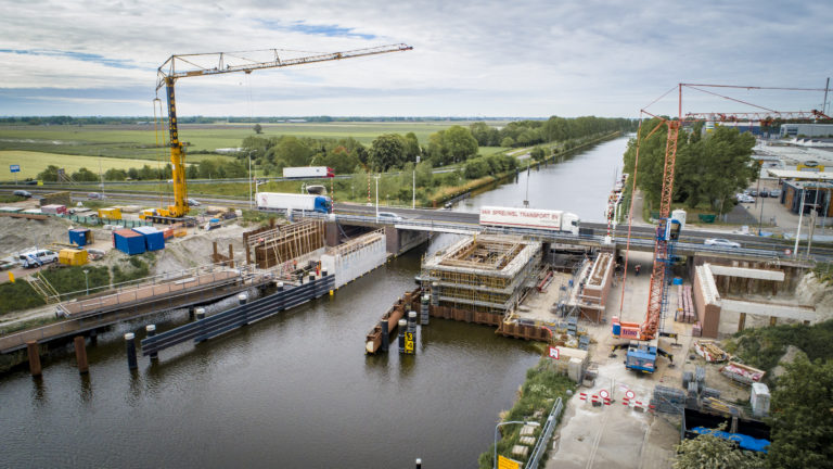Werkzaamheden aan Leeghwaterbrug lijken stil te liggen