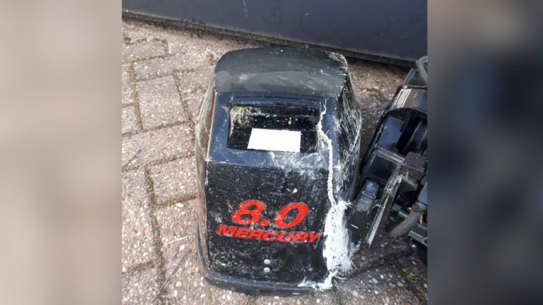 Aanhouding drie verdachten, eigenaar buitenboordmotor gezocht
