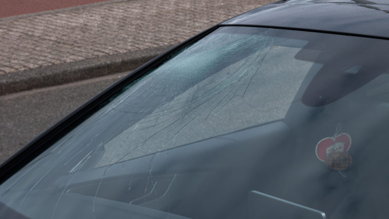 Fietser gewond bij aanrijding op kruising Friesebrug-Kanaalkade