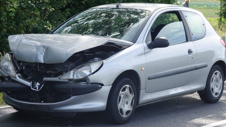 Kop-staartbotsing op Westelijke Randweg; geen gewonde maar wel een ritje in de ambulance