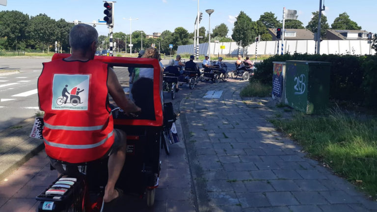 Alkmaarse en Waardse senioren verkennen EK parcours op duofietsen