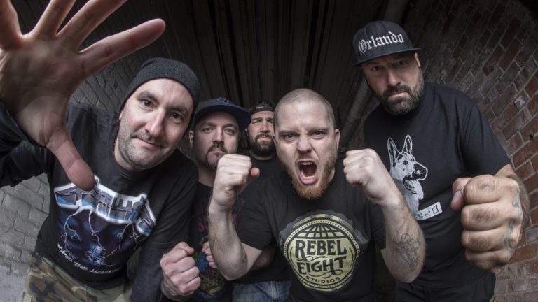 Hatebreed en Evil Invaders komen naar Podium Victorie ?