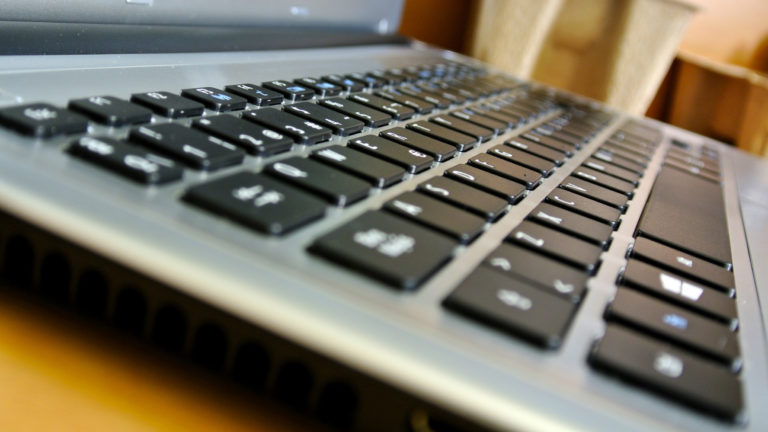 HAL-gemeenten evalueren computerregeling; verruiming regeling onderweg